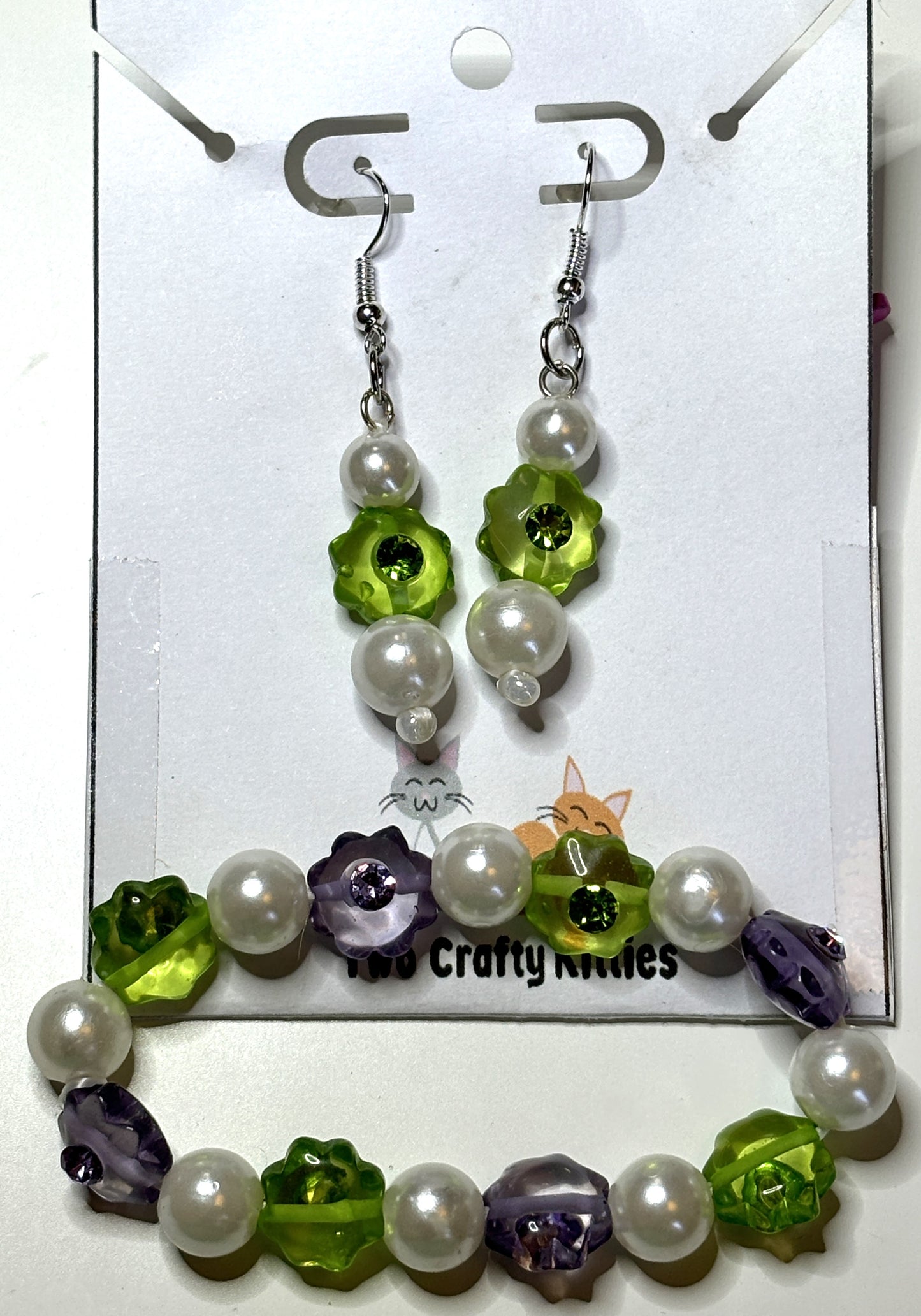 Flower and Pearl bead bracelet and earring set